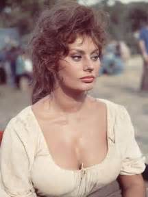 Sophia loren's mother, romilda villani, was one of them. Sophia Loren - Die schönsten Bilder der Filmdiva