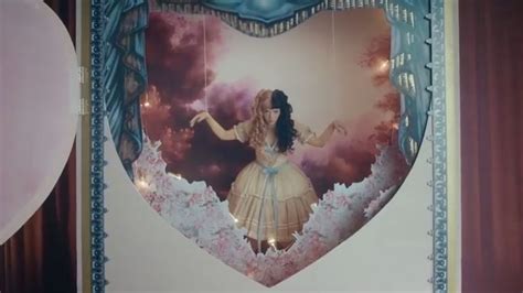 K 12 By Melanie Martinez Screencap 💗🍼 Melanie Martinez Show And Tell