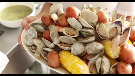 Since you are pan roasting the sea bass by starting it in a pan and finishing in the oven, these times may be a little less. One-Pot Clambake | Everyday Food with Sarah Carey - YouTube