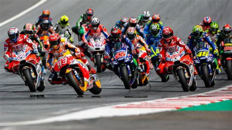 The 2020 motogp season consisted of 14 grands prix held in 7 countries, less than in the previous season (due to the pandemic). MotoGP | MotoGP 2018: una parrilla con 33 títulos y 12 ...