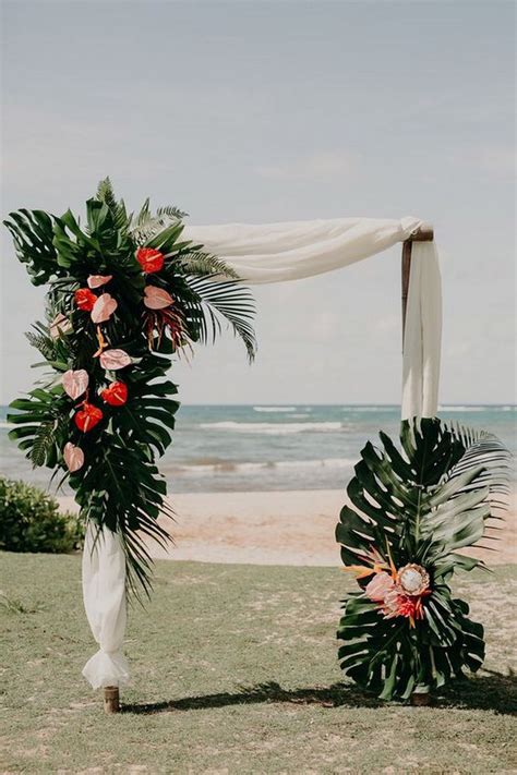 18 Tropical Wedding Arches And Altars Hi Miss Puff