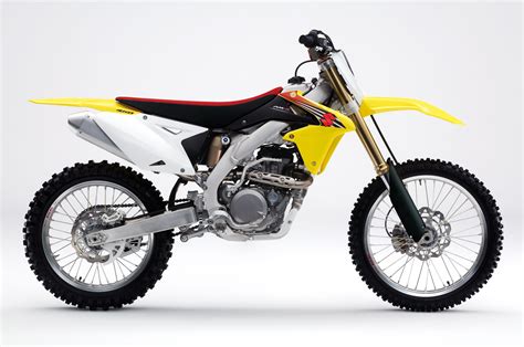 Check out one of our mxa testers shred on the new rmz and give you and inside look at how it might stack up in this year's shootout! 2012 Suzuki RMZ 450 - Moto.ZombDrive.COM