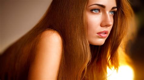 1920x1080 Women Model Redhead Long Hair Bare Shoulders Face Looking Away Profile Open Mouth Blue