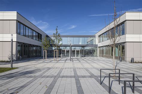 85774, unterföhring, landkreis münchen, land bayern. Schulcampus Unterföhring | Felix+Jonas Architekten, München