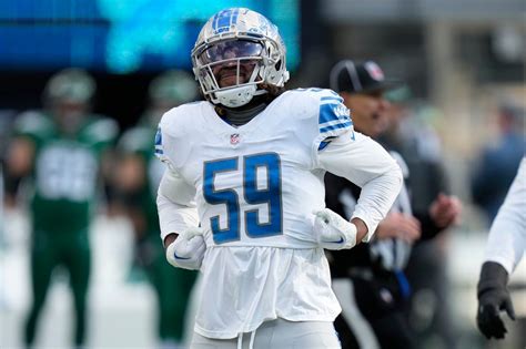 Lions’ James Houston matches NFL record with 4-game sack streak to open