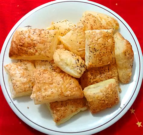 Check spelling or type a new query. Ricetta fagottini di sfoglia salati Ricette Italiane Della ...