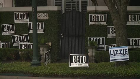 More Than 80 Beto Orourke Political Signs Appear In