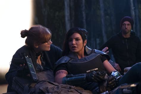 Gina carano's kickass character was a huge hit with star wars lovers after the first season of the disney plus series, but reaction to her soured after. Why Cara Dune Is a Feminist Star Wars Icon | POPSUGAR ...