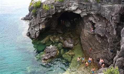 How To Visit Bruce Peninsula Grotto In Ontario Canada