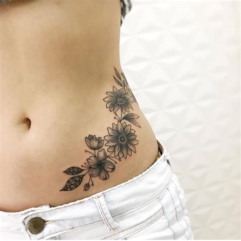 Free shipping on orders over $25 shipped by amazon. 150+ Cute Stomach Tattoos for Women (2021) - Belly Button ...