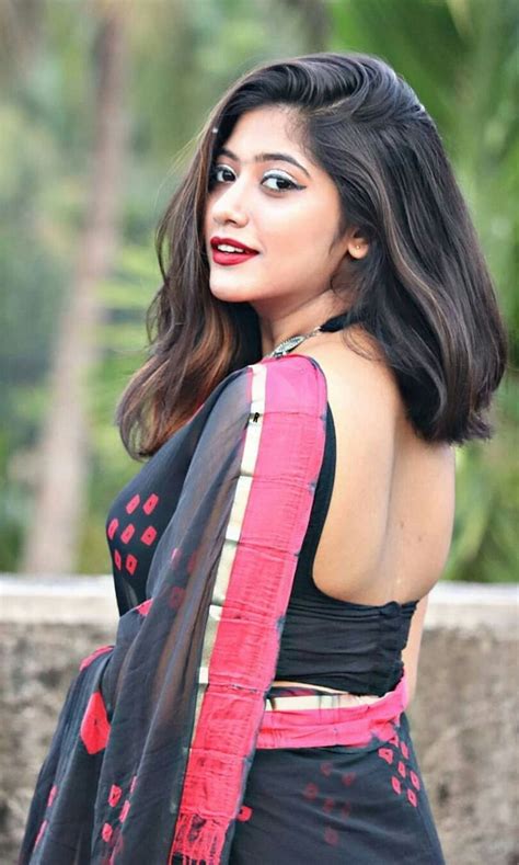 Pin By Love Shema On Back Saree 2 Desi Girl Image Beauty Girl Desi