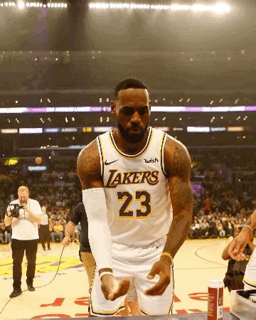 Lebron James Chalk GIFs - Find & Share on GIPHY