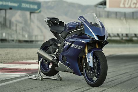 Yamaha Yzf R6 Bs6 Price Specs Mileage Colours Images Atelier Yuwa