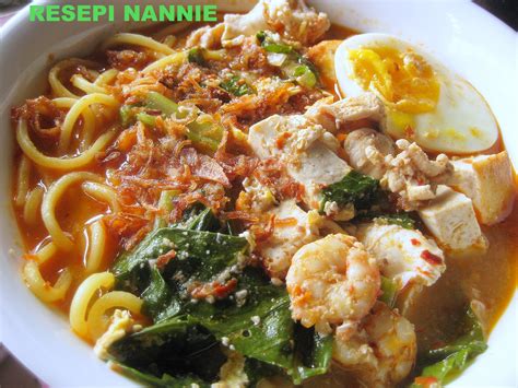 Mee rebus (malaysian and singaporean spelling) or mi rebus, mie rebus (indonesian spelling) literally means boiled noodles. RESEPI NANNIE: Mee kuah utara