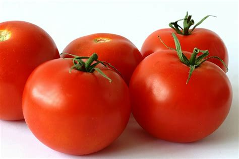 5 Tomatoes