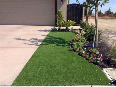 5 Artificial Grass Front Yard Ideas To Transform Your Home