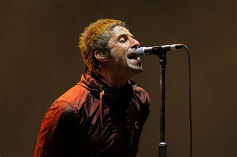 Born as noel thomas david gallagher has an estimated net worth of $60 million. Long-Gone Oasis Aren't Getting Back Together for Love - Or ...