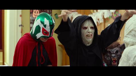 The montage includes 96 scenes across 67 films spanning 3 decades (70's, 80's, 90's), covering nearly every aspect of sexual behavior. 'Wonder - Encantador' - Trailer (Legendado) - YouTube