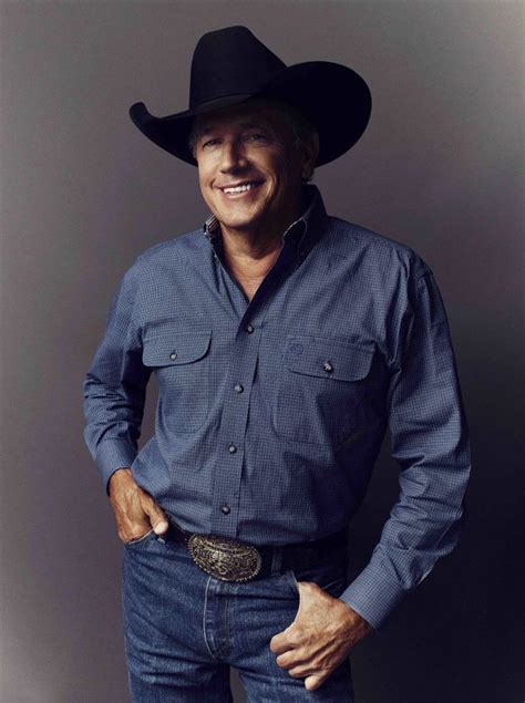 Watch George Strait Dance With His Wife In Codigo Video George