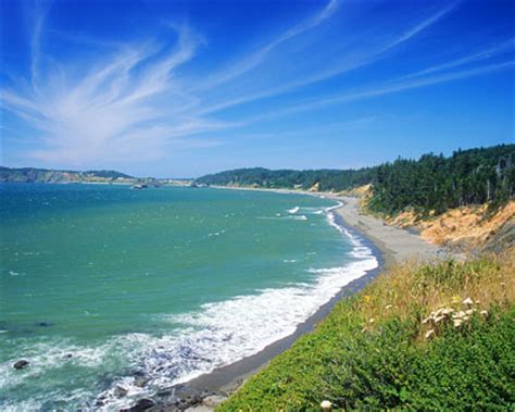 There is abundant wildlife, sporting and outdoor activities, plenty of state, federal, forest service, and private campgrounds, and ample boondocking. Gold Beach Oregon