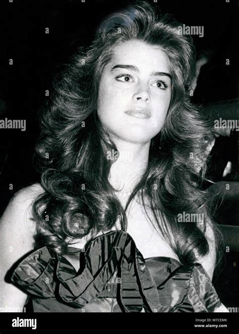 Brooke Shields Red Carpet Event Hi Res Stock Photography And Images Alamy