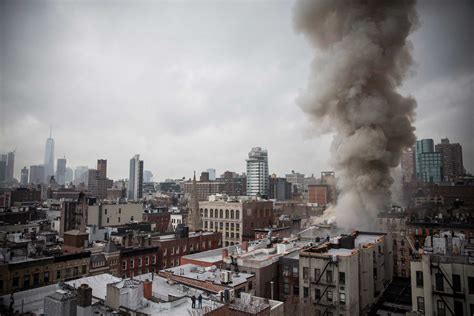 Watch The Building Collapse In Manhattans East Village Time