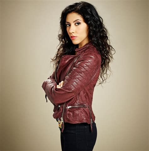 Stephanie Beatriz Nue Photos Biographie News De Stars Les Stars