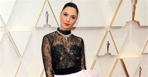 Gal Gadot Responds To Imagine Video Backlash I Had Nothing But Good Intentions