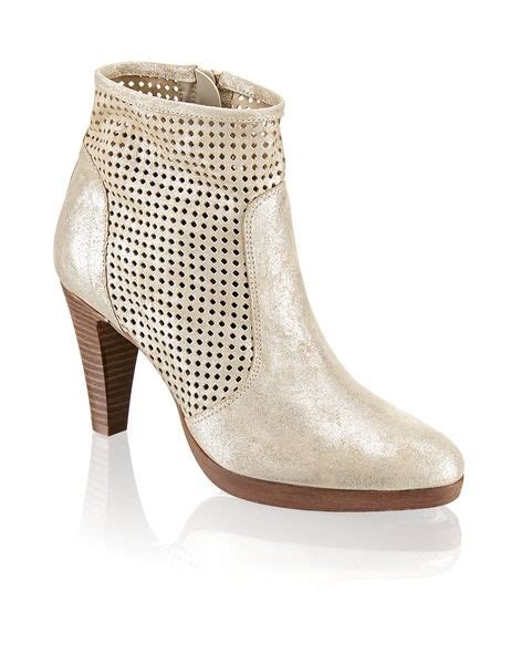 Italian designer pierpaolo lazzarini has crafted a niche for futuristic designs under the lazzarini design studio since 1982 and designing the most. Lazzarini Veloursleder-Stiefelette - gold - Gratis Versand ...
