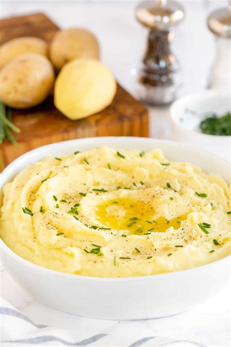 buttermilk mashed potatoes valerie s kitchen