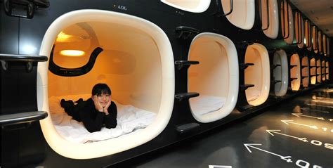 I'm starting with the very last thing we did in tokyo. Tokyo capsule hotel - posted in the CozyPlaces community