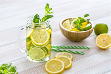 Lime Water Vs Lemon Water Health Benefits Differences La Jolla Mom