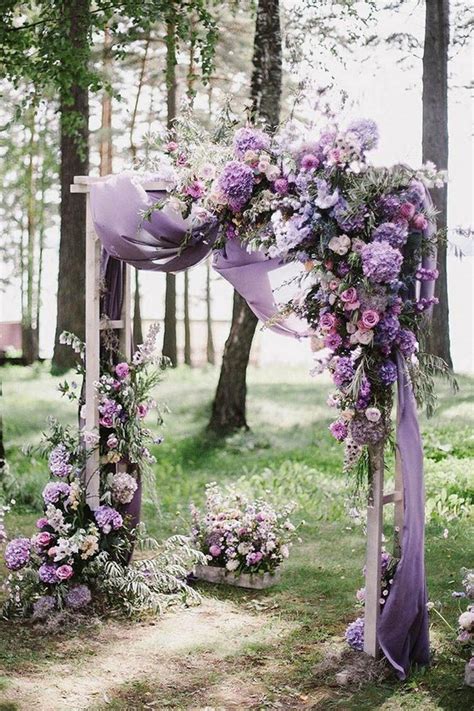 Flower bouquets on wedding dining table. 20 Lavender Wedding Ideas for 2020 Spring Summer Wedding - Oh The Wedding Day Is Coming