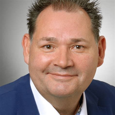 Low flowability, high impact strength, good stiffness Guido Kraschewski - Area Sales Manager - Leistritz ...