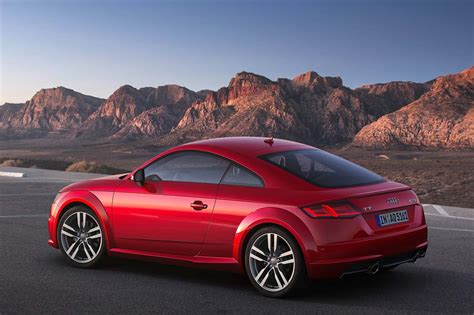 The audi tt family brings pure sportiness to the road. Fiche technique Audi TT 40 TFSI 197 2019