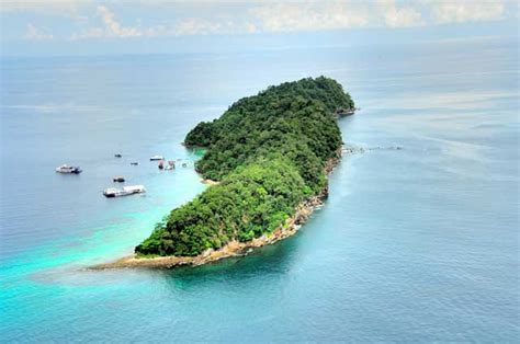 Pulau redang merupakan destinasi percutian yang sesuai untuk anda yang sukakan lautan dan juga menjadi tempat percutian untuk berbulan madu. Snorkeling ke Pulau Payar | Percutian Bajet