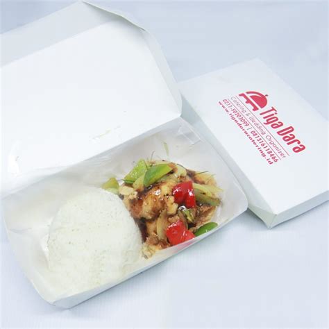 Nasi box atau juga disebut kotak makan adalah sebuah kotak yang terbuat dari kertas atau plastik yang di buat dengan beraneka ragam bentuk dan warna yang digunakan. MACAM JENIS MENU NASI BOX KEKINIAN - Blog Tiga Dara