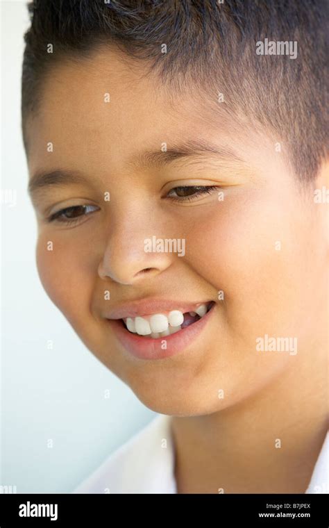 Headshot Smiling 10 Year Old Hi Res Stock Photography And Images Alamy