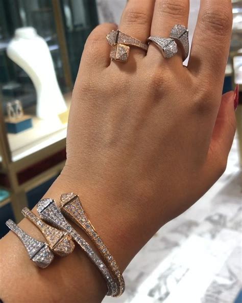 Unique Ways To Wear Jewelry 😉 Marli Dubai Mydubai Diamonds Jewelry
