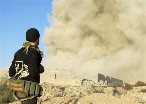 La Batalla Por Ramadi El Ejército De Iraq Le Arrebata A Isis Uno De