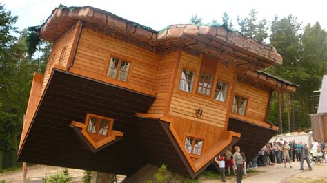 Upsidow langkawi upside down house is a fun and silly destination where you can get pictures with your family that you will laugh about for years to come. World's First Upside Down House in Szymbark, Poland - YouTube