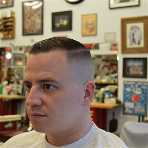 Horseshoe haircut reshoed on 2/4/10. 50 Amazing Marine Haircuts for Men - Serving In Style (2019)