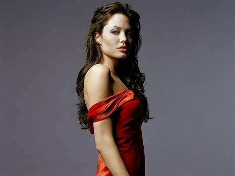 Angelina Jolie Sexy Wallpaper Images