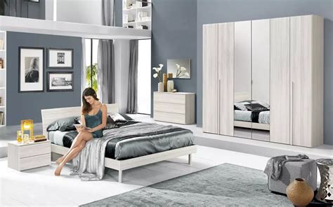 Il classico torna alla ribalta, con la collezione cecilia. Mondo convenienza: 15 camere da letto moderne, adesso con ...