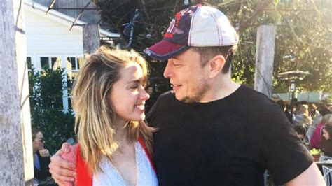 Elon Musk Responds To Johnny Depps Claim He Had A Threesome With Amber