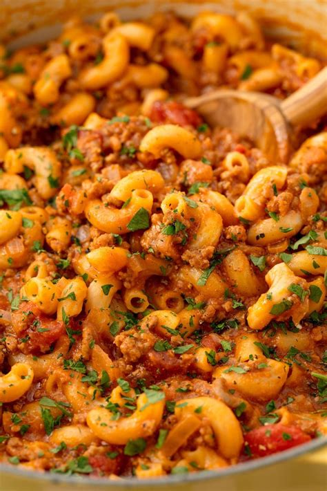 Labels such as ground round, ground chuck, or ground sirloin are used to indicate the source of the meat, but it's often easiest to select ground beef using the if you like to have quick meals on hand or prefer to batch cook, try cooking ground beef prior to freezing. You Need This Cheesy Goulash In Your Life | Recipe in 2020 ...
