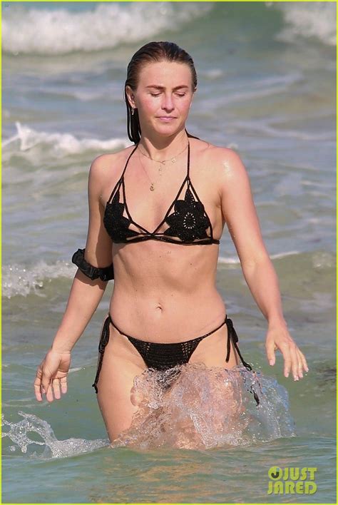 Bikini Clad Julianne Hough Looks Incredible In These New Beach Photos