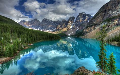 Turquoise Lake In Banff National Park Wallpaper Nature Wallpapers