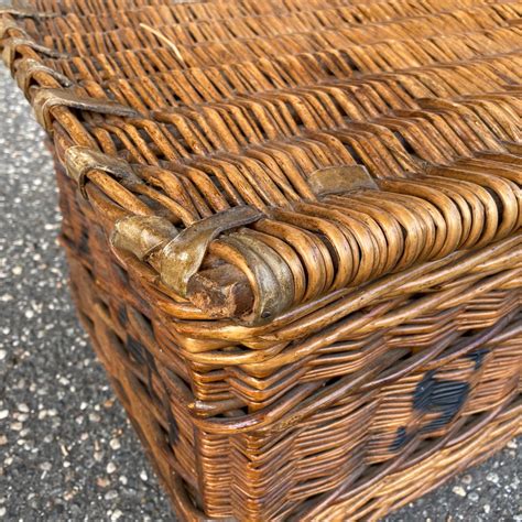 Slw Laundry Basket Vintage Sold Woven Wicker Laundry Basket