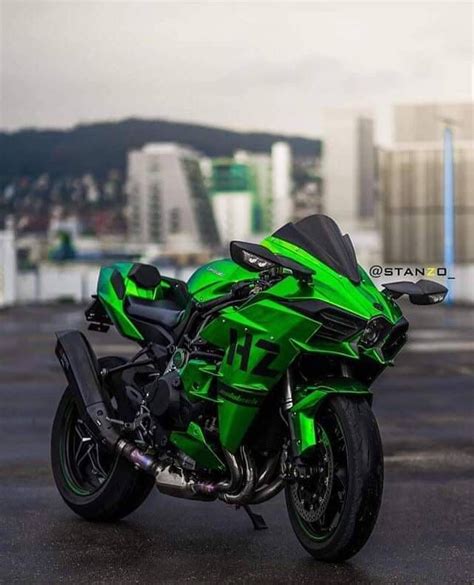La motocicleta ninja® 1000 sx combina a la perfección lo mejor de la tecnología de turismo la motocicleta ninja® 1000 utiliza tecnología avanzada para ofrecer un rendimiento superior en las curvas. Kawasaki Ninja H2 1000cc ในปี 2020 | สปอร์ตไบค์ ...